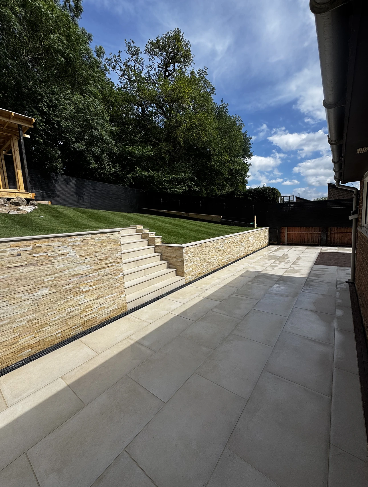 Paving Patio Serivces Surrey Slade Landscapes 2